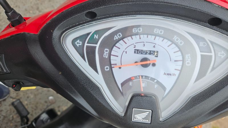 Honda Motos Biz 100 Ks 2012/2013 NECO TOLATI VEÍCULOS VENÂNCIO AIRES / Carros no Vale Honda Motos Biz 100 Ks 2012/2013 NECO TOLATI VEÍCULOS VENÂNCIO AIRES / Carros no Vale