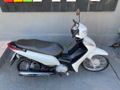 Honda Motos Biz 110i 2017/2017 NECO TOLATI VEÍCULOS VENÂNCIO AIRES / Carros no Vale