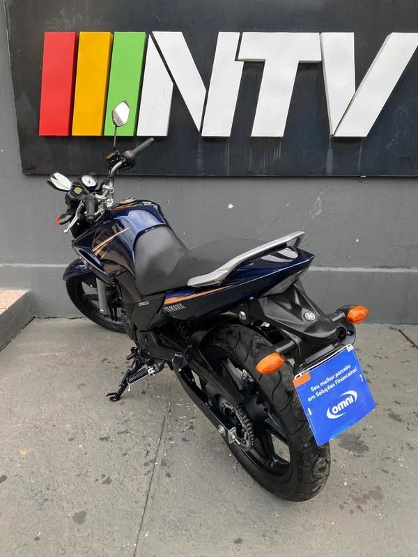 Yamaha Fazer 250 Blueflex 2014/2014 NECO TOLATI VEÍCULOS VENÂNCIO AIRES / Carros no Vale