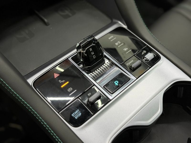 BYD SONG PLUS 1.5 DM-I TURBO HÍBRIDO AUTOMÁTICO 2026/2027 BETIOLO NOVOS E SEMINOVOS LAJEADO / Carros no Vale
