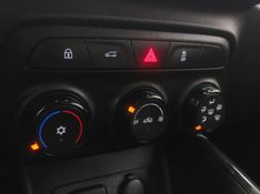 Chevrolet ONIX 1.0 FLEX MANUAL 2023/2024 BETIOLO NOVOS E SEMINOVOS LAJEADO / Carros no Vale