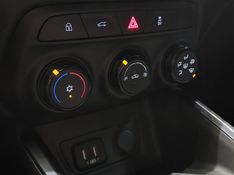 Chevrolet ONIX 1.0 FLEX MANUAL 2023/2024 BETIOLO NOVOS E SEMINOVOS LAJEADO / Carros no Vale
