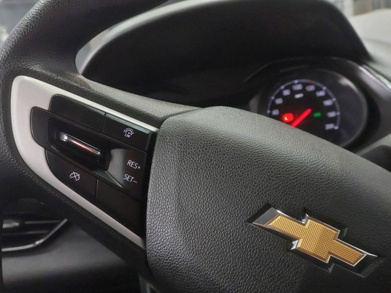 Chevrolet ONIX 1.0 FLEX MANUAL 2024/2025 BETIOLO NOVOS E SEMINOVOS LAJEADO / Carros no Vale Chevrolet ONIX 1.0 FLEX MANUAL 2024/2025 BETIOLO NOVOS E SEMINOVOS LAJEADO / Carros no Vale