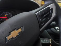 Chevrolet ONIX 1.0 FLEX MANUAL 2024/2025 BETIOLO NOVOS E SEMINOVOS LAJEADO / Carros no Vale