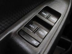 Chevrolet ONIX 1.0 FLEX MANUAL 2024/2025 BETIOLO NOVOS E SEMINOVOS LAJEADO / Carros no Vale
