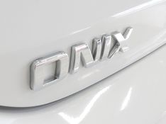Chevrolet ONIX 1.0 FLEX MANUAL 2023/2024 BETIOLO NOVOS E SEMINOVOS LAJEADO / Carros no Vale
