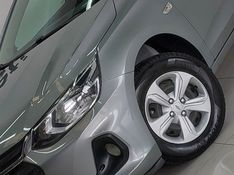 Chevrolet ONIX 1.0 FLEX MANUAL 2024/2025 BETIOLO NOVOS E SEMINOVOS LAJEADO / Carros no Vale
