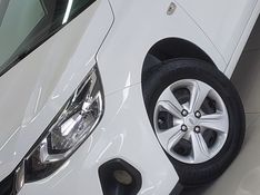 Chevrolet ONIX 1.0 FLEX MANUAL 2024/2025 BETIOLO NOVOS E SEMINOVOS LAJEADO / Carros no Vale