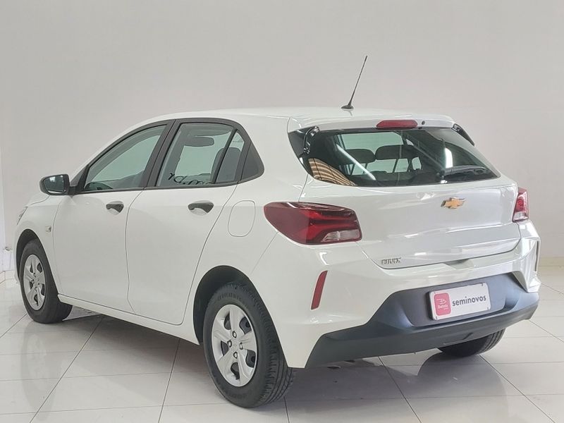 Chevrolet ONIX 1.0 FLEX MANUAL 2024/2025 BETIOLO NOVOS E SEMINOVOS LAJEADO / Carros no Vale