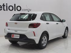 Chevrolet ONIX 1.0 FLEX MANUAL 2023/2024 BETIOLO NOVOS E SEMINOVOS LAJEADO / Carros no Vale