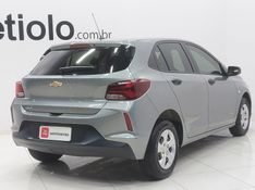 Chevrolet ONIX 1.0 FLEX MANUAL 2024/2025 BETIOLO NOVOS E SEMINOVOS LAJEADO / Carros no Vale