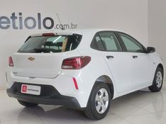 Chevrolet ONIX 1.0 FLEX MANUAL 2024/2025 BETIOLO NOVOS E SEMINOVOS LAJEADO / Carros no Vale