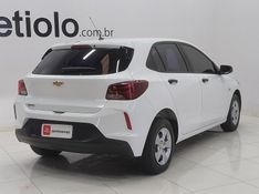 Chevrolet ONIX 1.0 FLEX MANUAL 2023/2024 BETIOLO NOVOS E SEMINOVOS LAJEADO / Carros no Vale