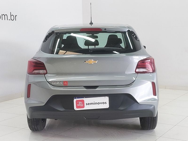 Chevrolet ONIX 1.0 FLEX MANUAL 2024/2025 BETIOLO NOVOS E SEMINOVOS LAJEADO / Carros no Vale Chevrolet ONIX 1.0 FLEX MANUAL 2024/2025 BETIOLO NOVOS E SEMINOVOS LAJEADO / Carros no Vale