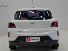 Chevrolet ONIX 1.0 FLEX MANUAL 2023/2024 BETIOLO NOVOS E SEMINOVOS LAJEADO / Carros no Vale