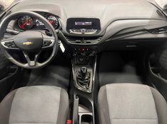 Chevrolet ONIX 1.0 FLEX MANUAL 2024/2025 BETIOLO NOVOS E SEMINOVOS LAJEADO / Carros no Vale
