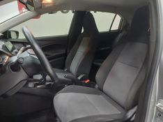 Chevrolet ONIX 1.0 FLEX MANUAL 2024/2025 BETIOLO NOVOS E SEMINOVOS LAJEADO / Carros no Vale