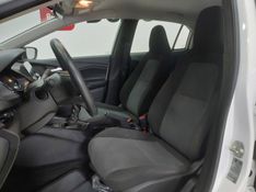 Chevrolet ONIX 1.0 FLEX MANUAL 2023/2024 BETIOLO NOVOS E SEMINOVOS LAJEADO / Carros no Vale