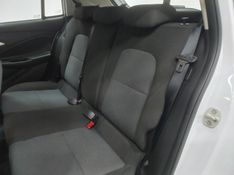 Chevrolet ONIX 1.0 FLEX MANUAL 2023/2024 BETIOLO NOVOS E SEMINOVOS LAJEADO / Carros no Vale