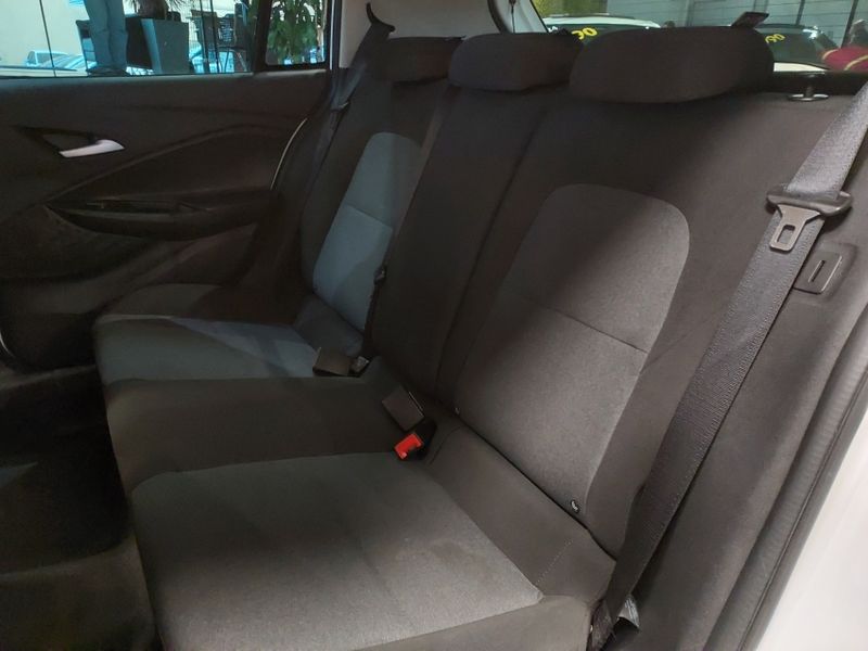 Chevrolet ONIX 1.0 FLEX MANUAL 2023/2024 BETIOLO NOVOS E SEMINOVOS LAJEADO / Carros no Vale Chevrolet ONIX 1.0 FLEX MANUAL 2023/2024 BETIOLO NOVOS E SEMINOVOS LAJEADO / Carros no Vale