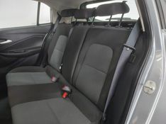Chevrolet ONIX 1.0 FLEX MANUAL 2024/2025 BETIOLO NOVOS E SEMINOVOS LAJEADO / Carros no Vale