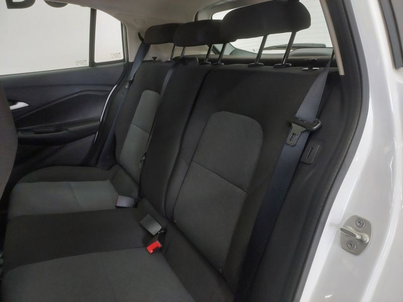 Chevrolet ONIX 1.0 FLEX MANUAL 2024/2025 BETIOLO NOVOS E SEMINOVOS LAJEADO / Carros no Vale