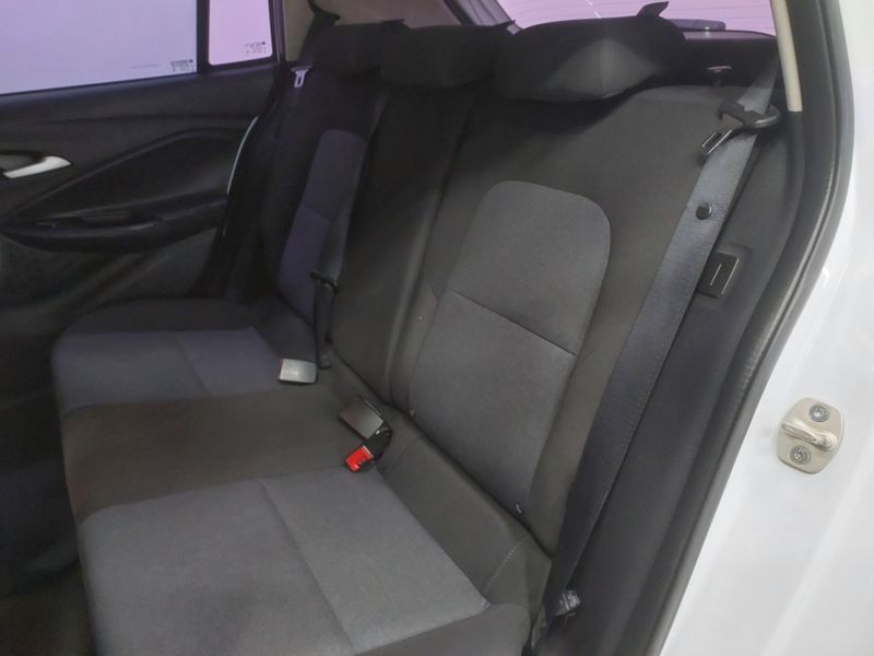 Chevrolet ONIX 1.0 FLEX MANUAL 2023/2024 BETIOLO NOVOS E SEMINOVOS LAJEADO / Carros no Vale Chevrolet ONIX 1.0 FLEX MANUAL 2023/2024 BETIOLO NOVOS E SEMINOVOS LAJEADO / Carros no Vale