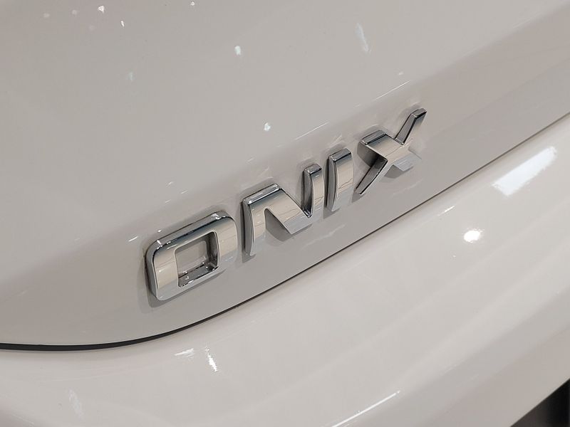 Chevrolet ONIX 1.0 TURBO FLEX LT MANUAL 2024/2025 BETIOLO NOVOS E SEMINOVOS LAJEADO / Carros no Vale