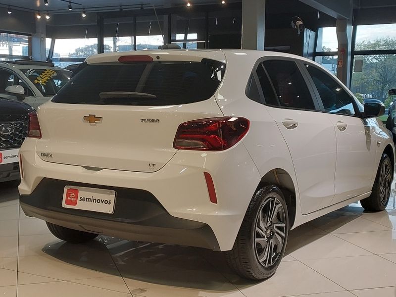 Chevrolet ONIX 1.0 TURBO FLEX LT MANUAL 2024/2025 BETIOLO NOVOS E SEMINOVOS LAJEADO / Carros no Vale