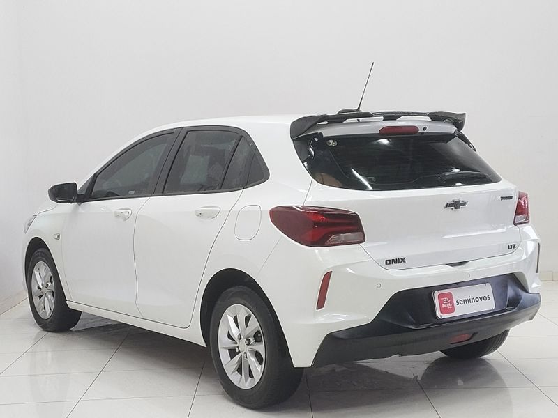 Chevrolet ONIX 1.0 TURBO FLEX LTZ AUTOMÁTICO 2020/2020 BETIOLO NOVOS E SEMINOVOS LAJEADO / Carros no Vale Chevrolet ONIX 1.0 TURBO FLEX LTZ AUTOMÁTICO 2020/2020 BETIOLO NOVOS E SEMINOVOS LAJEADO / Carros no Vale