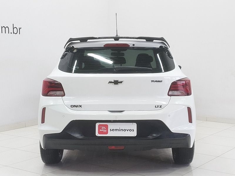 Chevrolet ONIX 1.0 TURBO FLEX LTZ AUTOMÁTICO 2020/2020 BETIOLO NOVOS E SEMINOVOS LAJEADO / Carros no Vale Chevrolet ONIX 1.0 TURBO FLEX LTZ AUTOMÁTICO 2020/2020 BETIOLO NOVOS E SEMINOVOS LAJEADO / Carros no Vale