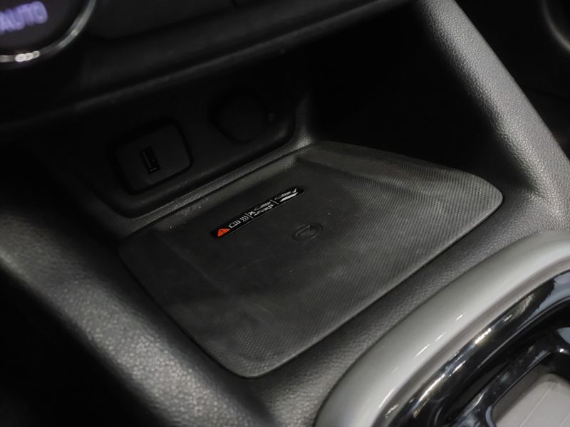 Chevrolet TRACKER 1.2 TURBO FLEX PREMIER AUTOMÁTICO 2021/2022 BETIOLO NOVOS E SEMINOVOS LAJEADO / Carros no Vale