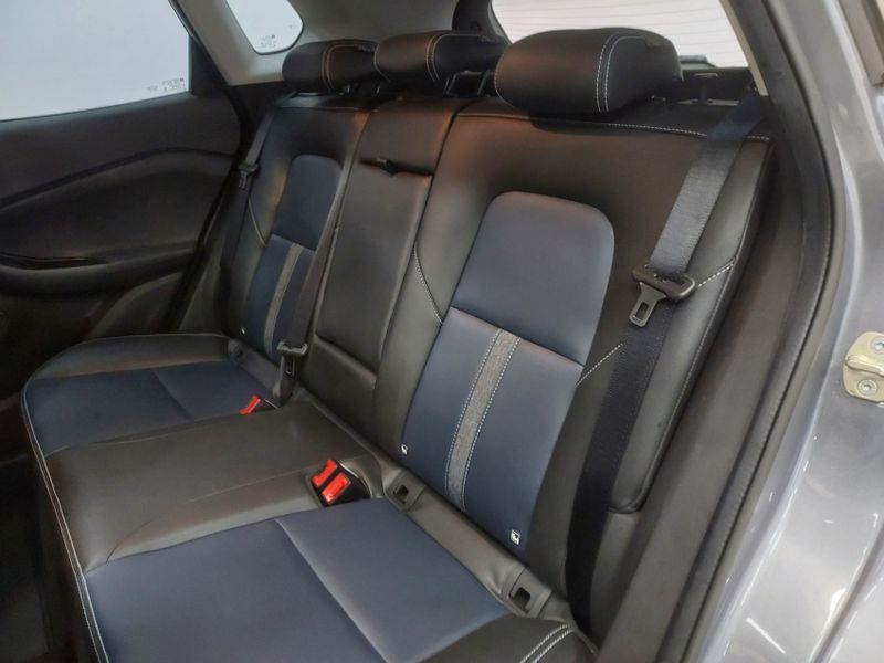 Chevrolet TRACKER 1.2 TURBO FLEX PREMIER AUTOMÁTICO 2021/2022 BETIOLO NOVOS E SEMINOVOS LAJEADO / Carros no Vale