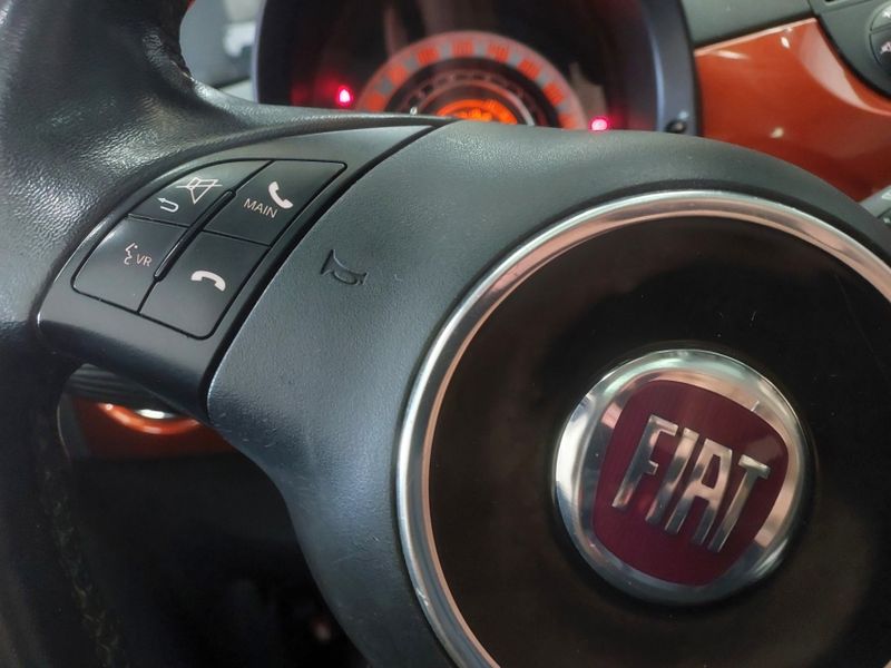 Fiat 500 1.4 LOUNGE AIR 16V GASOLINA 2P AUTOMÁTICO 2011/2012 BETIOLO NOVOS E SEMINOVOS LAJEADO / Carros no Vale Fiat 500 1.4 LOUNGE AIR 16V GASOLINA 2P AUTOMÁTICO 2011/2012 BETIOLO NOVOS E SEMINOVOS LAJEADO / Carros no Vale