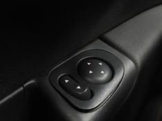 Fiat 500 1.4 LOUNGE AIR 16V GASOLINA 2P AUTOMÁTICO 2011/2012 BETIOLO NOVOS E SEMINOVOS LAJEADO / Carros no Vale