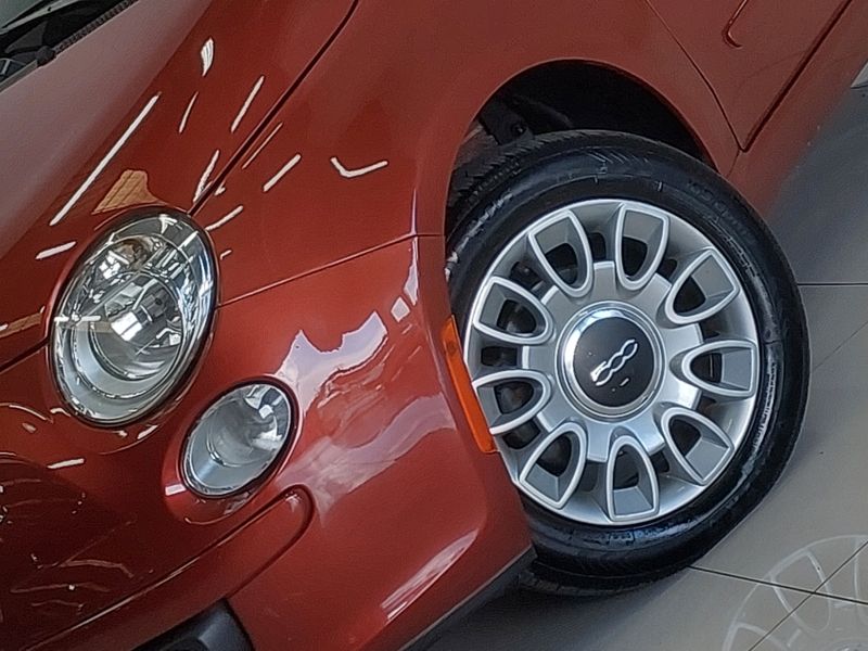 Fiat 500 1.4 LOUNGE AIR 16V GASOLINA 2P AUTOMÁTICO 2011/2012 BETIOLO NOVOS E SEMINOVOS LAJEADO / Carros no Vale Fiat 500 1.4 LOUNGE AIR 16V GASOLINA 2P AUTOMÁTICO 2011/2012 BETIOLO NOVOS E SEMINOVOS LAJEADO / Carros no Vale
