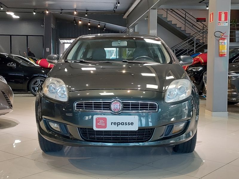 Fiat BRAVO 1.8 ESSENCE 16V FLEX 4P AUTOMATIZADO 2011/2011 BETIOLO NOVOS E SEMINOVOS LAJEADO / Carros no Vale
