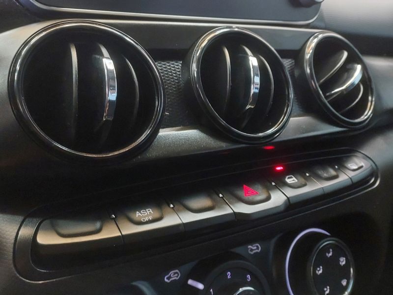 Fiat CRONOS 1.3 FIREFLY FLEX DRIVE CVT 2023/2024 BETIOLO NOVOS E SEMINOVOS LAJEADO / Carros no Vale