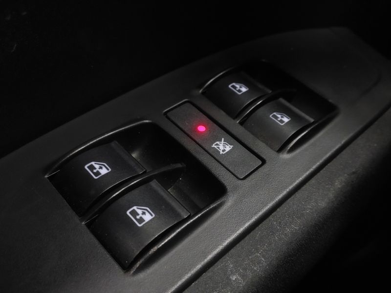 Fiat CRONOS 1.3 FIREFLY FLEX DRIVE CVT 2022/2023 BETIOLO NOVOS E SEMINOVOS LAJEADO / Carros no Vale Fiat CRONOS 1.3 FIREFLY FLEX DRIVE CVT 2022/2023 BETIOLO NOVOS E SEMINOVOS LAJEADO / Carros no Vale