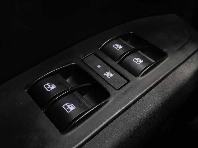 Fiat CRONOS 1.3 FIREFLY FLEX DRIVE MANUAL 2023/2023 BETIOLO NOVOS E SEMINOVOS LAJEADO / Carros no Vale Fiat CRONOS 1.3 FIREFLY FLEX DRIVE MANUAL 2023/2023 BETIOLO NOVOS E SEMINOVOS LAJEADO / Carros no Vale