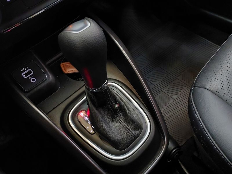 Fiat CRONOS 1.3 FIREFLY FLEX PRECISION CVT 2024/2024 BETIOLO NOVOS E SEMINOVOS LAJEADO / Carros no Vale