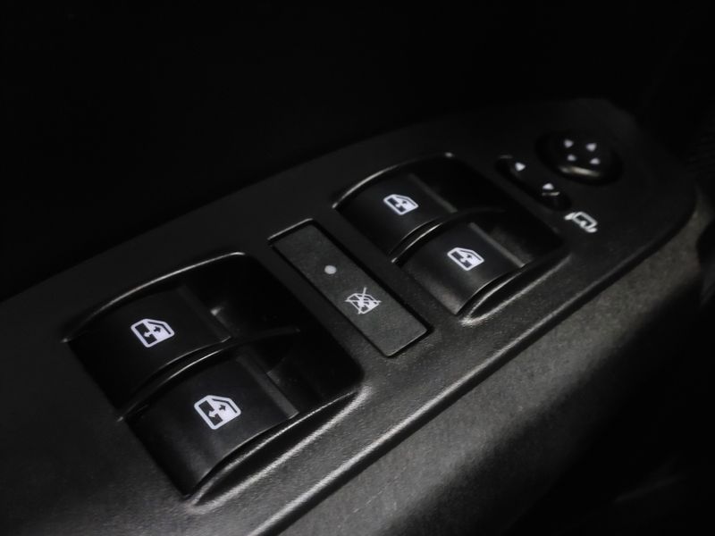 Fiat CRONOS 1.3 FLEX DRIVE S-DESIGN MANUAL 2023/2024 BETIOLO NOVOS E SEMINOVOS LAJEADO / Carros no Vale