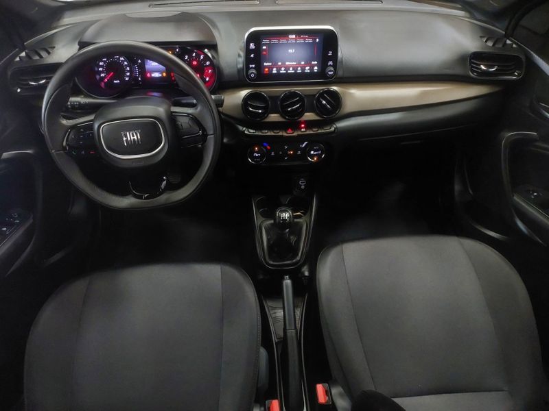 Fiat CRONOS 1.3 FLEX DRIVE S-DESIGN MANUAL 2023/2024 BETIOLO NOVOS E SEMINOVOS LAJEADO / Carros no Vale