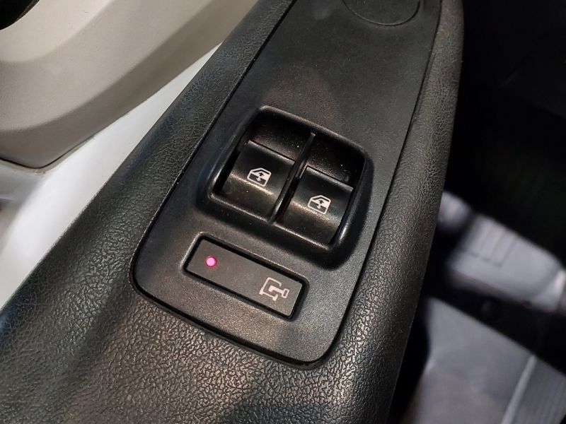 Fiat DUCATO 2.3 MULTIJET DIESEL CARGO CURTO MANUAL 2017/2018 BETIOLO NOVOS E SEMINOVOS LAJEADO / Carros no Vale Fiat DUCATO 2.3 MULTIJET DIESEL CARGO CURTO MANUAL 2017/2018 BETIOLO NOVOS E SEMINOVOS LAJEADO / Carros no Vale