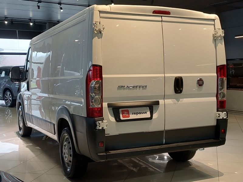 Fiat DUCATO 2.3 MULTIJET DIESEL CARGO CURTO MANUAL 2017/2018 BETIOLO NOVOS E SEMINOVOS LAJEADO / Carros no Vale Fiat DUCATO 2.3 MULTIJET DIESEL CARGO CURTO MANUAL 2017/2018 BETIOLO NOVOS E SEMINOVOS LAJEADO / Carros no Vale