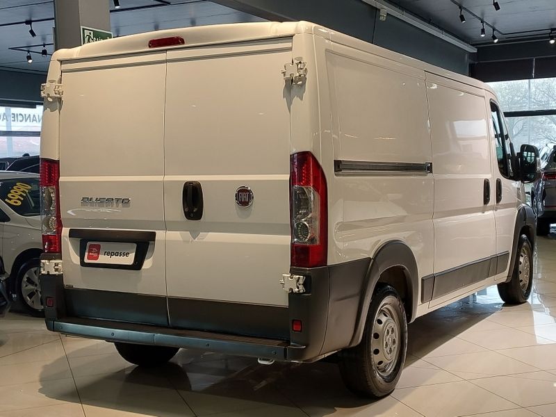 Fiat DUCATO 2.3 MULTIJET DIESEL CARGO CURTO MANUAL 2017/2018 BETIOLO NOVOS E SEMINOVOS LAJEADO / Carros no Vale Fiat DUCATO 2.3 MULTIJET DIESEL CARGO CURTO MANUAL 2017/2018 BETIOLO NOVOS E SEMINOVOS LAJEADO / Carros no Vale
