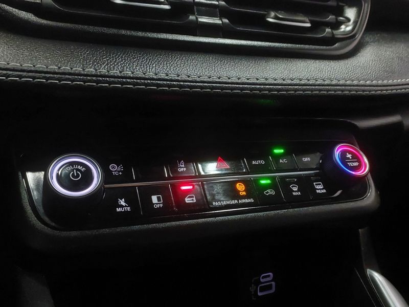 Fiat FASTBACK 1.0 TURBO 200 HYBRID AUDACE CVT 2024/2025 BETIOLO NOVOS E SEMINOVOS LAJEADO / Carros no Vale