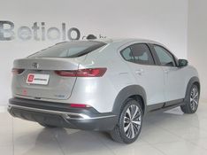 Fiat FASTBACK 1.0 TURBO 200 HYBRID AUDACE CVT 2024/2025 BETIOLO NOVOS E SEMINOVOS LAJEADO / Carros no Vale