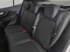 Fiat FASTBACK 1.0 TURBO 200 HYBRID AUDACE CVT 2024/2025 BETIOLO NOVOS E SEMINOVOS LAJEADO / Carros no Vale