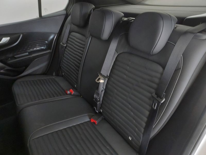 Fiat FASTBACK 1.0 TURBO 200 HYBRID AUDACE CVT 2024/2025 BETIOLO NOVOS E SEMINOVOS LAJEADO / Carros no Vale Fiat FASTBACK 1.0 TURBO 200 HYBRID AUDACE CVT 2024/2025 BETIOLO NOVOS E SEMINOVOS LAJEADO / Carros no Vale